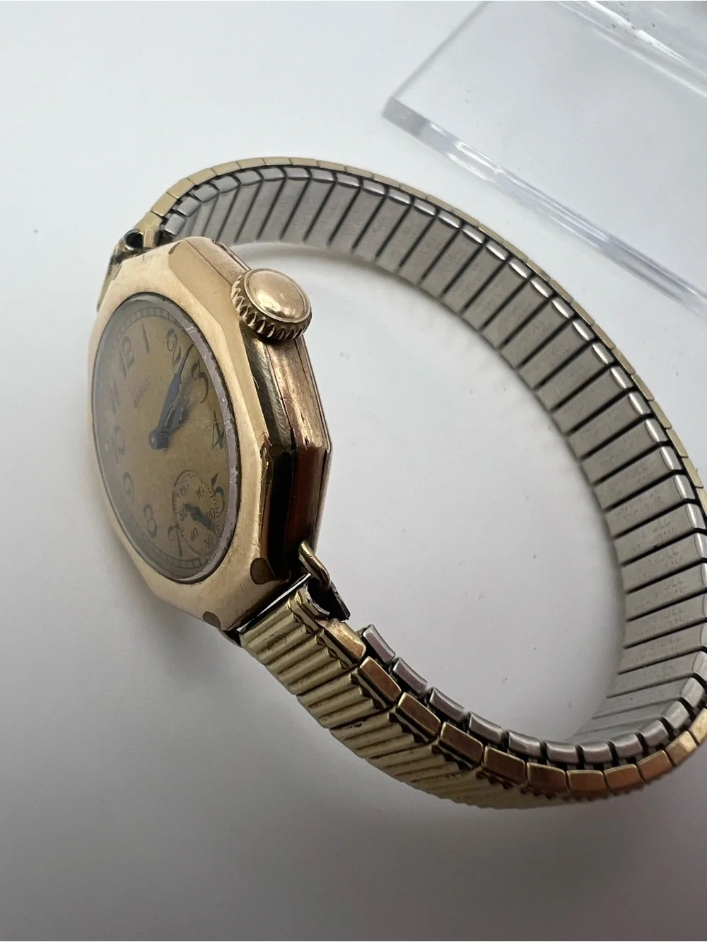 Elgin vintage mechanical watch runs good 10kt gf